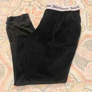 Juicy Couture Women’s Medium Black Velvet Sleepwear Pants